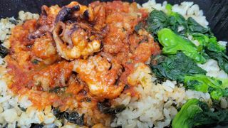 직탁 식단관리 3종 도시락(꼬막 듬뿍 곤드레비빔밥, 알리오올리오 불고기오믈렛, 매콤쭈꾸미 시래기유채밥) — 5점을 준 리뷰어가 2022년 7월 올린 사용 사진
