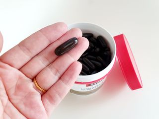 Swisse 스위스 고함량 프로폴리스 2,000mg 210정 — 5점을 준 리뷰어가 2021년 11월 올린 사용 사진