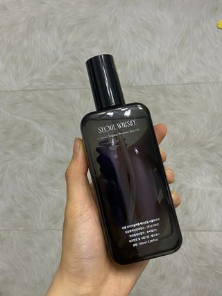 라쿰 서울위스키 헤어퍼퓸 (헤어에센스/오일) 100ml — 3.5점을 준 리뷰어가 2023년 4월 올린 사용 사진