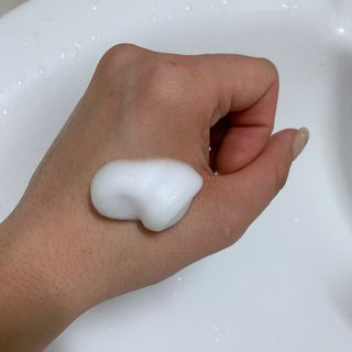 [바이로담] 저자극 약산성버블 폼 폼클렌징 150ml — 5점을 준 리뷰어가 2021년 3월 올린 사용 사진