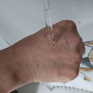 스킨큐어 산다화 비타민c 화이트닝 에센스 30ml — 5점을 준 리뷰어가 2024년 1월 올린 사용 사진