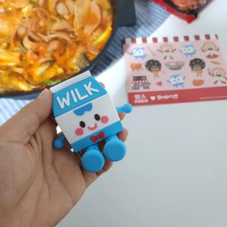 땅스부대찌개 X 브레드이발소 콜라보 비치타올 — 5점을 준 리뷰어가 2023년 6월 올린 사용 사진