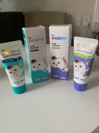 닥터데디스 안심불소 튼튼치약(청포도, 민트 중 택 1) 60g + 여행용 미니 치약 15g — 5점을 준 리뷰어가 2022년 8월 올린 사용 사진