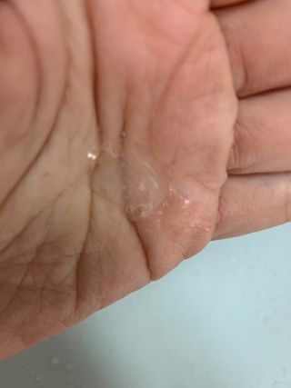 르핸스 퍼포밍 5 샴푸 비반트 포렛/베티버 포그 — 5점을 준 리뷰어가 2023년 2월 올린 사용 사진