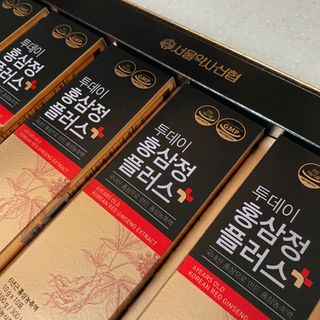 서울약사신협_투데이홍삼정플러스스틱_10g x 60포 — 4.5점을 준 리뷰어가 2021년 7월 올린 사용 사진
