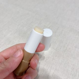 더사가오브수 [사가수] 효혜윤 보태니컬 에너지 에센스인로션 20ml /아이포올 스틱 3g — 4점을 준 리뷰어가 2023년 2월 올린 사용 사진