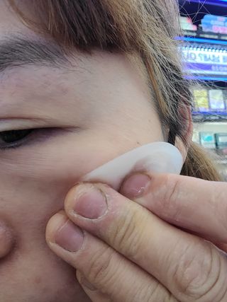 리더스코스메틱 리더스 카밍 바이오틱스 퀵 수딩 패드 — 5점을 준 리뷰어가 2022년 6월 올린 사용 사진