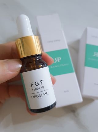 랑팡 EGF+FGF 10ppm 리포좀 앰플 원액 10ml — 5점을 준 리뷰어가 2021년 11월 올린 사용 사진
