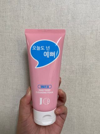 IO 아이오 오늘도 넌 예뻐 - 데일리딥 클렌징폼 — 4점을 준 리뷰어가 2021년 3월 올린 사용 사진
