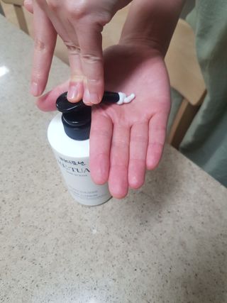 레츄얼 더 센트 바디로션 시크릿 파라다이스(500ml) — 5점을 준 리뷰어가 2022년 7월 올린 사용 사진