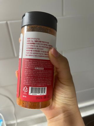 [서울시스터즈] 김치시즈닝 국내 최초 뿌려먹는 김치파우더 100g 1개+ 신제품 김치스낵 90g 2개 — 5점을 준 리뷰어가 2021년 8월 올린 사용 사진