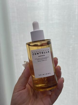[스킨1004] 마다가스카르 센텔라 앰플 100ml — 5점을 준 리뷰어가 2024년 5월 올린 사용 사진