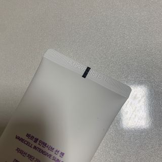 바르셀 톤업 무기자차 자외선차단제 순한 선크림 인텐시브 선 젠 50ml — 4점을 준 리뷰어가 2021년 11월 올린 사용 사진