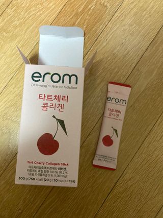 이롬 erom 타트체리 콜라겐 — 5점을 준 리뷰어가 2021년 3월 올린 사용 사진
