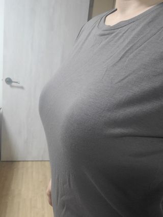 아르보노브라 아르보노 10color 데일리 반팔 노브라티 — 4점을 준 리뷰어가 2022년 5월 올린 사용 사진
