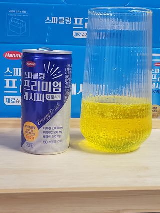 한미사이언스 [한미] 스파클링 프리미엄 레시피 (카페인, 제로카페인 2종)각5개총10개제공 — 5점을 준 리뷰어가 2025년 2월 올린 사용 사진