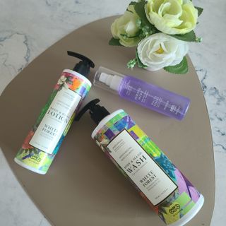 조향사 화이트포레스트 에센스미스트+ 바디&핸드로션 + 바디&핸드워시 구성 — 5점을 준 리뷰어가 2022년 6월 올린 사용 사진