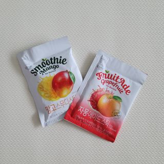 [복음자리] 바리스타 패키지 2종 랜덤발송 (딸기스무디 스틱+샤인머스캣에이드 or 망고스무디+자몽에이드) — 4점을 준 리뷰어가 2022년 7월 올린 사용 사진
