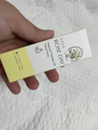 라라로즈데이 시즌2 천연 아로마오일 Y존 케어 속옷향수 이너퍼퓸 5ml  여성의 자존감을 UP시키자 — 4.5점을 준 리뷰어가 2021년 10월 올린 사용 사진
