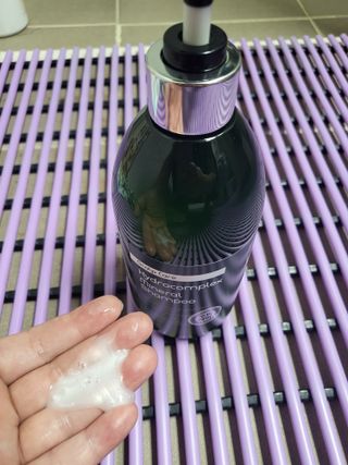 주식회사 에이징 하이드로컴플렉스 미네랄 샴푸 — 5점을 준 리뷰어가 2022년 12월 올린 사용 사진