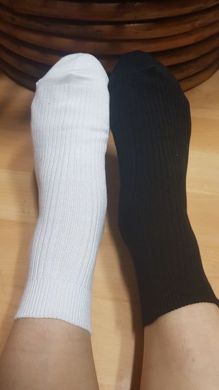 [사이즈가 있는 양말 필로이] 남/여 골지 발목 양말 4족 세트 남【S, M, L, XL】여【S, M, L】_컬러 랜덤 — 4점을 준 리뷰어가 2022년 6월 올린 사용 사진
