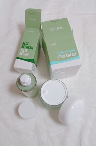 김정문알로에 큐어 큐어 알로에 리프레쉬 젤리 세럼, 큐어 알로에 하이드로 젤리 크림 — 5점을 준 리뷰어가 2021년 2월 올린 사용 사진
