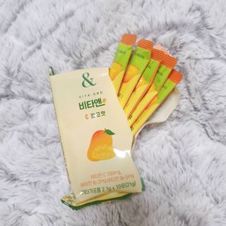 비타앤C 레몬맛, 망고맛 — 5점을 준 리뷰어가 2021년 5월 올린 사용 사진