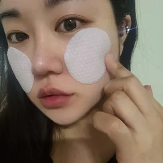 리더스코스메틱 리더스 카밍 바이오틱스 퀵 수딩 패드 — 4점을 준 리뷰어가 2022년 5월 올린 사용 사진