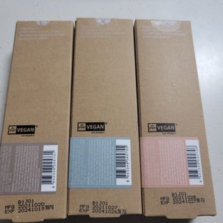 [후르디아] 끈적임 없는 착한성분 비건  핸드크림 3종 — 5점을 준 리뷰어가 2022년 2월 올린 사용 사진