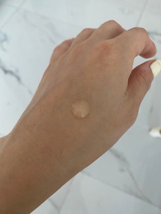 메타포레 12PM 브라이트닝 세럼 — 2.5점을 준 리뷰어가 2021년 6월 올린 사용 사진