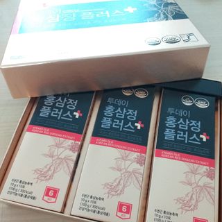 서울약사신협_투데이홍삼정플러스스틱_10g x 30포 — 5점을 준 리뷰어가 2021년 6월 올린 사용 사진