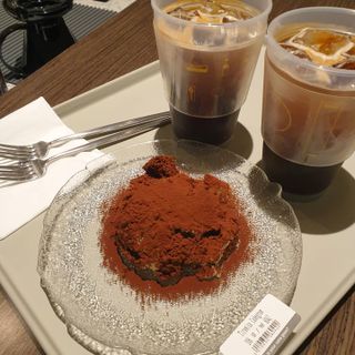 [트리오드 강남점]케잌그람 100g4종 택 1 + 아메리카노 2잔 — 4점을 준 리뷰어가 2021년 4월 올린 사용 사진