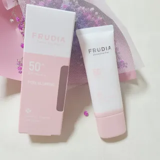 [후르디아] 모공블러 비건 선 프라이머 — 5점을 준 리뷰어가 2022년 6월 올린 사용 사진