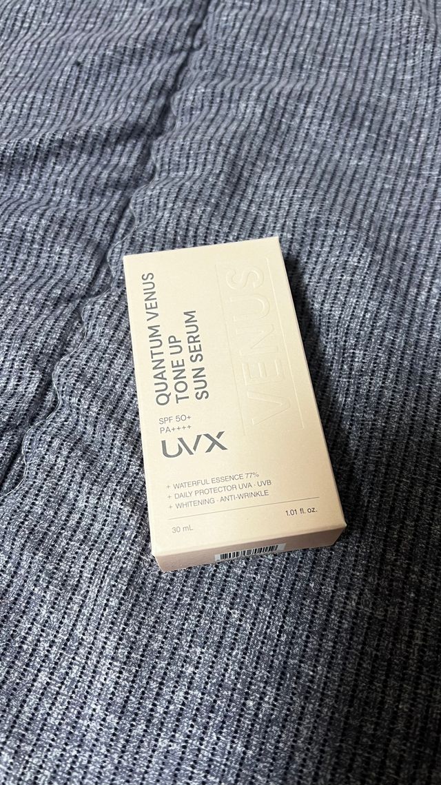 UVX 퀀텀 비너스 맑은 톤업 선세럼 리뷰 사진