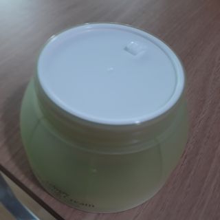 카오리온코스메틱스 사카로미세스와 시카의 만남        릴리피 릴렉싱 크림 진정한 탄력을 경험해보세요 — 5점을 준 리뷰어가 2021년 8월 올린 사용 사진