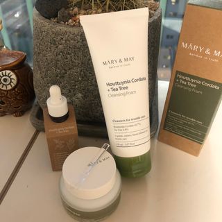 마리엔메이 센서티브 수딩 젤 크림 + 어성초 티트리 추출물 세럼 + 어성초 티트리 모공 클렌징 폼 — 4.5점을 준 리뷰어가 2021년 8월 올린 사용 사진