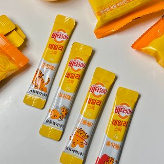 광동생활건강 [광동] 비타500데일리스틱  ★빼빼로데이★ 30포+70포+ 뚱랑이스티커+빼빼로+쇼핑백 — 5점을 준 리뷰어가 2022년 11월 올린 사용 사진