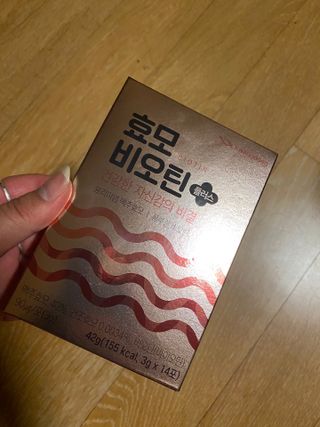 광동생활건강 [풍성한 자신감의 비결] 광동 효모 비오틴 플러스 — 5점을 준 리뷰어가 2023년 8월 올린 사용 사진