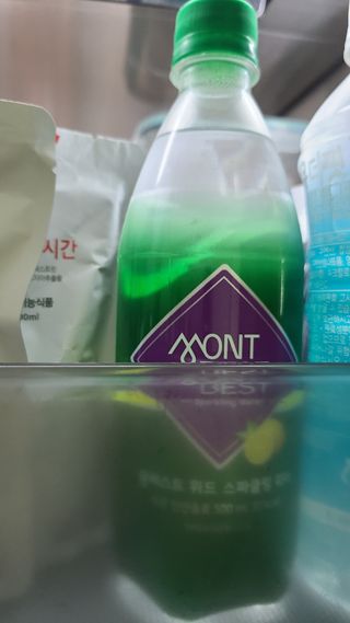 몽베스트 Montbest with Sparkling water Lemon OR Lime 20병(랜덤) — 5점을 준 리뷰어가 2022년 11월 올린 사용 사진