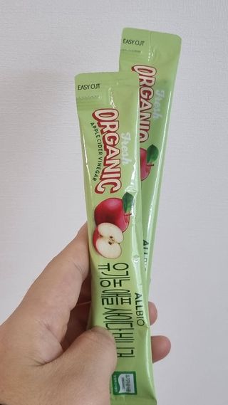 올바이오 [네이버 구매] ★유기농 애플사이다비니거 애사비 스틱 20g x 15입 — 5점을 준 리뷰어가 2024년 12월 올린 사용 사진