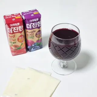 [롯데칠성] 야채듬뿍 더'진한 [롯데칠성] 야채는 이제 COLORFULL! 야채듬뿍  더 진한 레드 4개 +퍼플 4개 (총 8개) — 5점을 준 리뷰어가 2023년 6월 올린 사용 사진