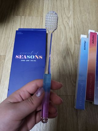 에브리모먼트 에브리 모먼트 칫솔 Every moment toothbrush — 5점을 준 리뷰어가 2022년 2월 올린 사용 사진