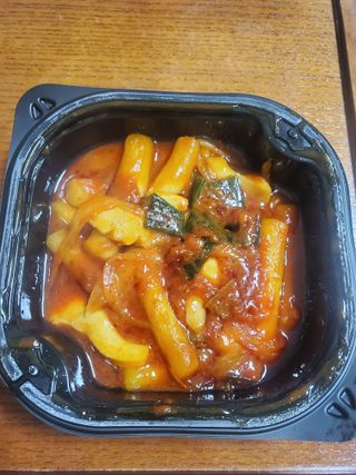 한성기업 무볼레 닭떡볶이+해물떡볶이 2종 세트 — 5점을 준 리뷰어가 2021년 10월 올린 사용 사진