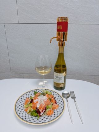와인웨이터 당신은 별을 마시고있소, 크리비 와인 디스펜서 — 4.5점을 준 리뷰어가 2023년 1월 올린 사용 사진