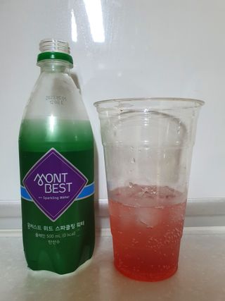 몽베스트 Montbest with Sparkling water Plain 20병 — 5점을 준 리뷰어가 2022년 6월 올린 사용 사진