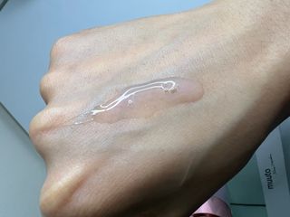 나우 [리브엠] 123억개 엑소좀으로 채운 눈부신 광채, 엑소코어 화이트닝 텐션 앰플 — 4.5점을 준 리뷰어가 2023년 5월 올린 사용 사진