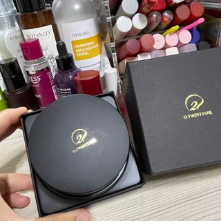 오투에니원 갈락토미세스 비타민 C 프리미엄 블랙스완 크림 50g — 5점을 준 리뷰어가 2022년 12월 올린 사용 사진