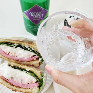 몽베스트 Montbest with Sparkling water Lime20병 — 5점을 준 리뷰어가 2021년 10월 올린 사용 사진