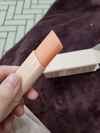 Tween.Ty Skin 트웬티스킨 멀티케어 스틱밤 — 4점을 준 리뷰어가 2022년 4월 올린 사용 사진