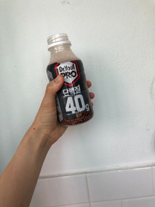 닥터유 프로 단백질 드링크 40g 초코 닥터유 프로 단백질드링크 40g 초코 — 5점을 준 리뷰어가 2024년 9월 올린 사용 사진